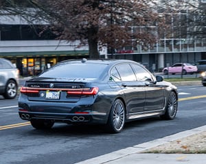 B7