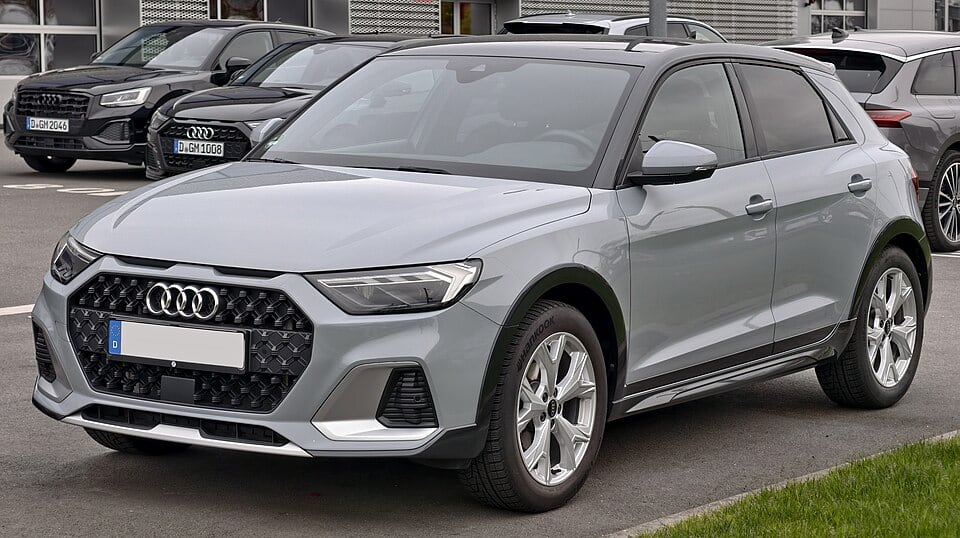 Audi A1 allstreet (GB)