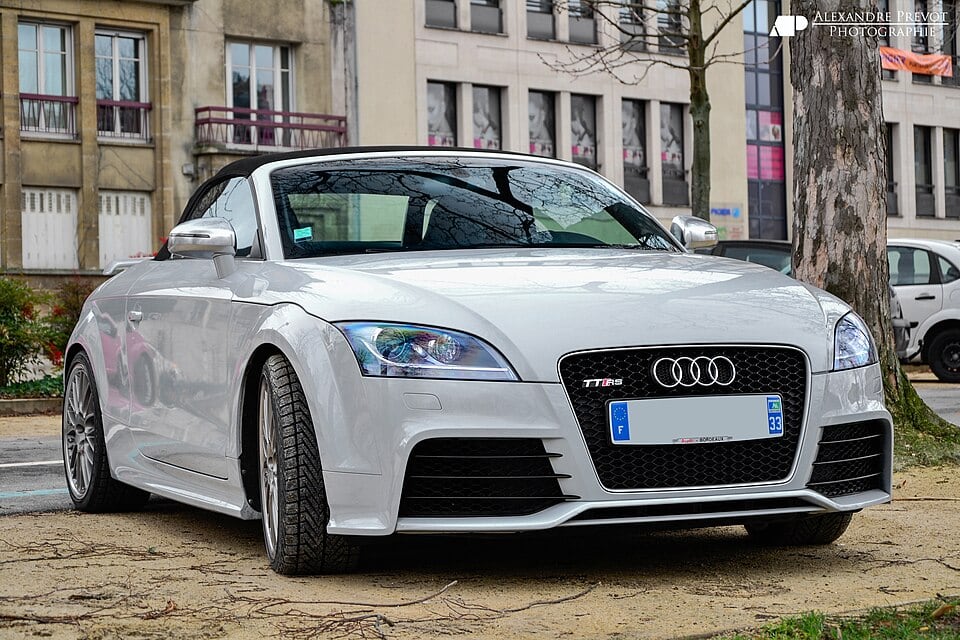 Audi TT RS Roadster (8J) · Facelift 2010