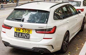 3 Series Touring (G21)
