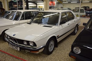 5 Series (E28)