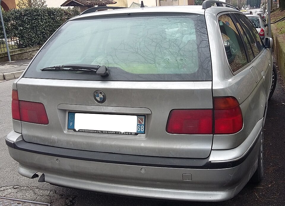 BMW 5 Series Touring (E39) · Facelift 2000