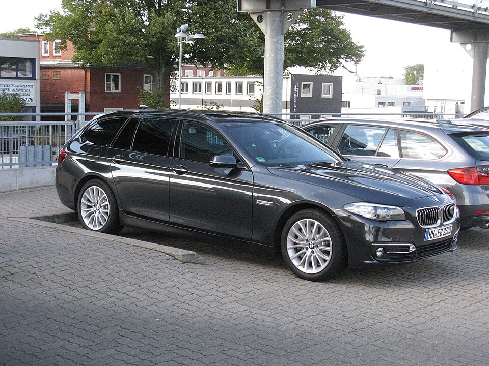 BMW 5 Series Touring (F11)