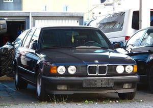 7 Series (E32)