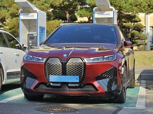 iX (I20)