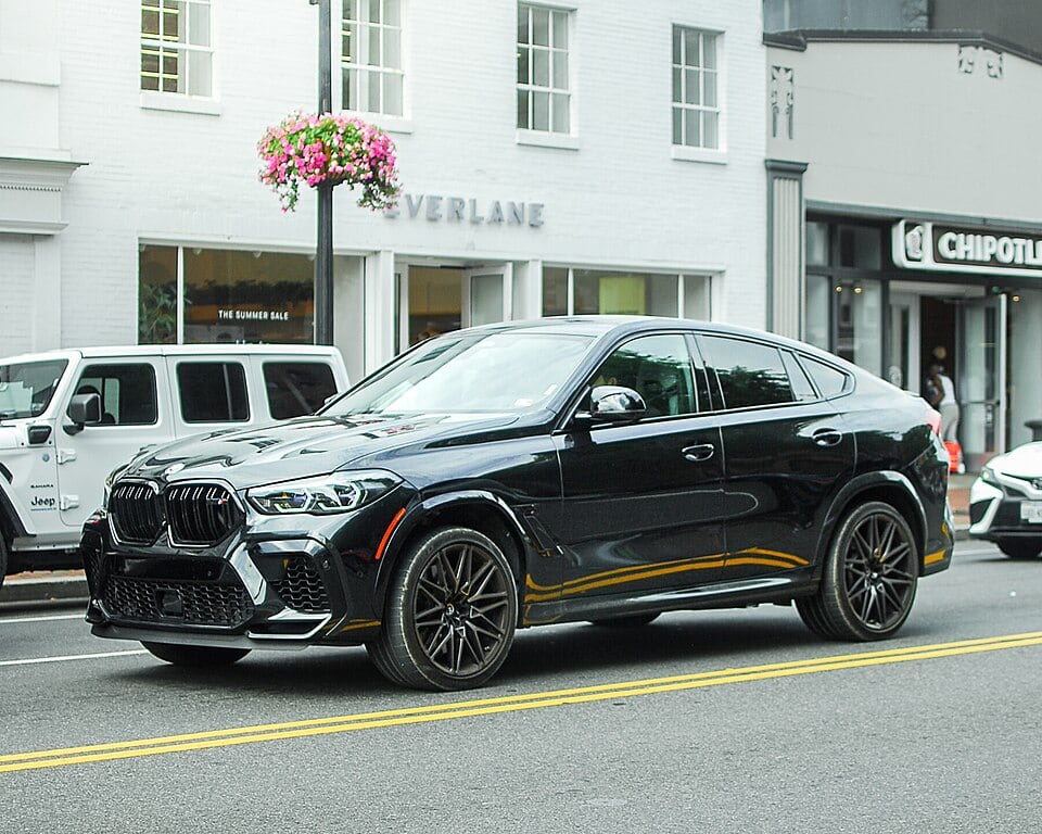 BMW X6 M (F96)