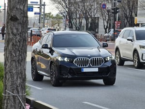 X6