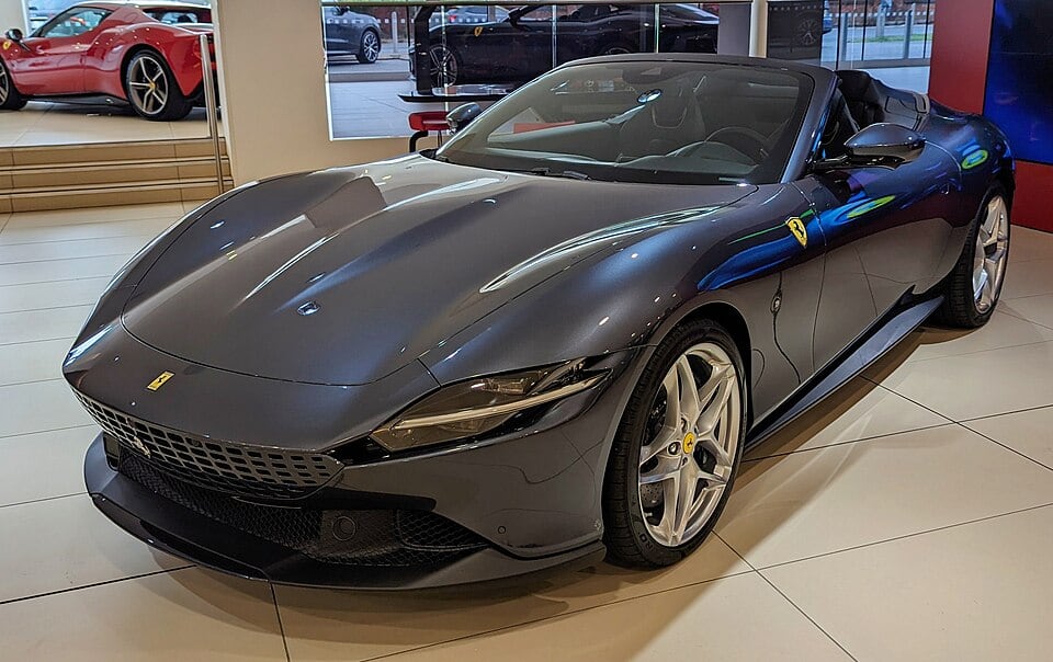 3.9 V8