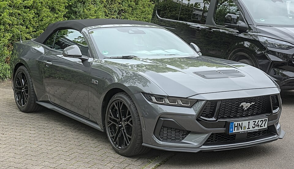 Ford Mustang VII Convertible