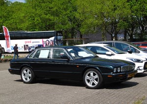 XJ (X308)