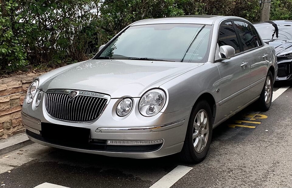 Kia Opirus