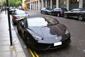 5.2 V10