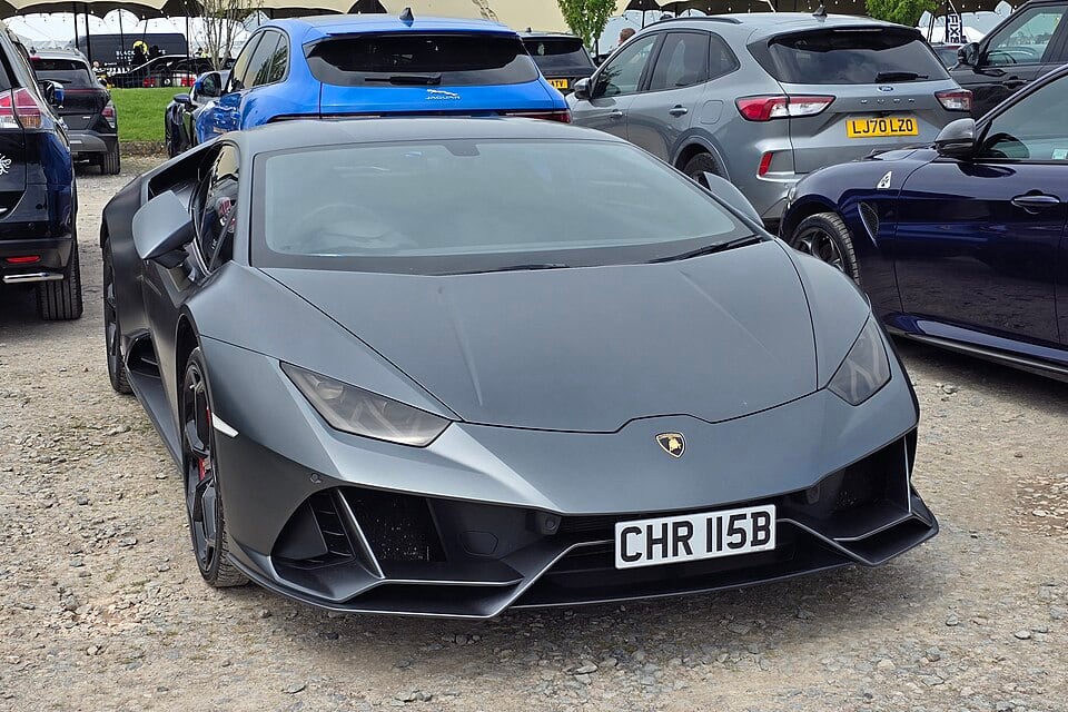 5.2 V10