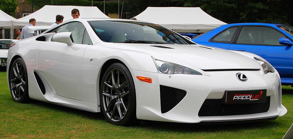 4.8 V10