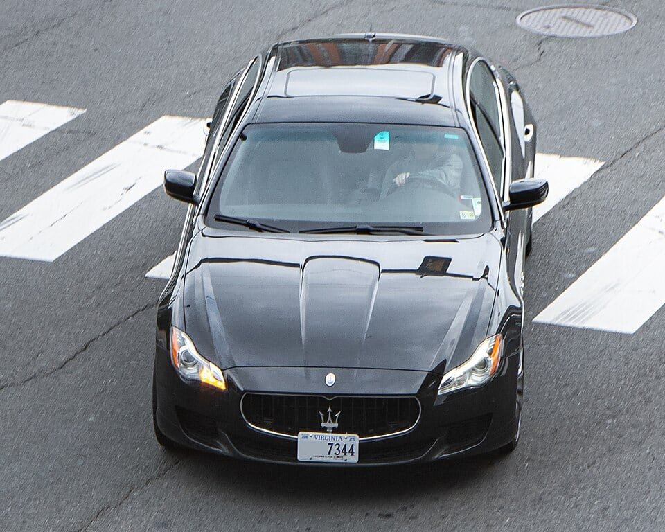 S 3.0 V6