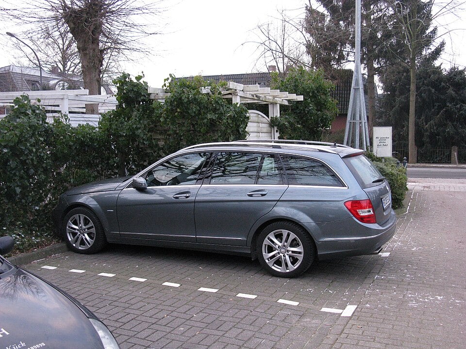 Mercedes-Benz C-class (W204) · Modelupdate 2011
