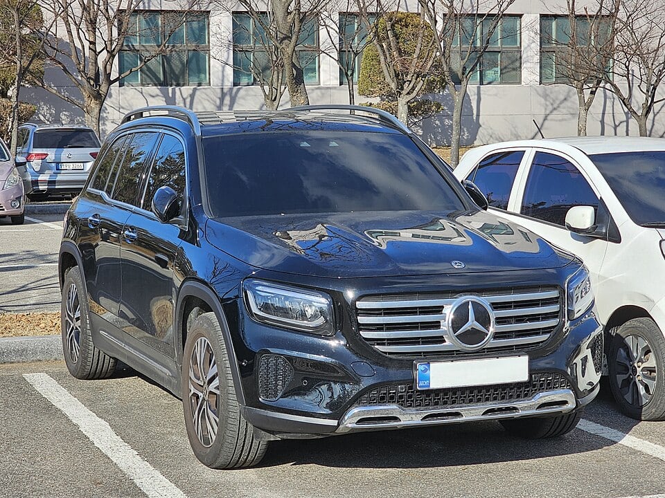 Mercedes-Benz GLB (X247) · Facelift 2023