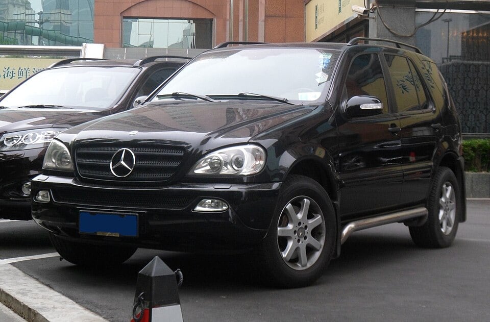 Mercedes-Benz M-class (W163) · फेसलिफ्ट 2001