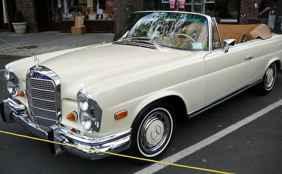 Mercedes-Benz W111 Cabriolet