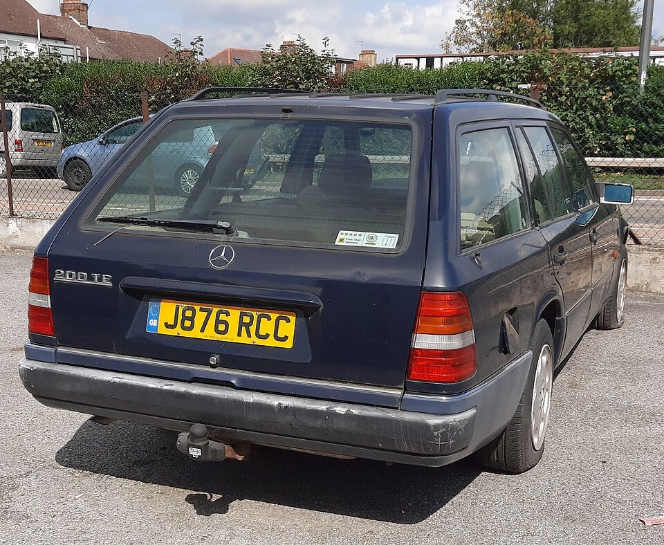 Mercedes-Benz W124 · 改良型 1989