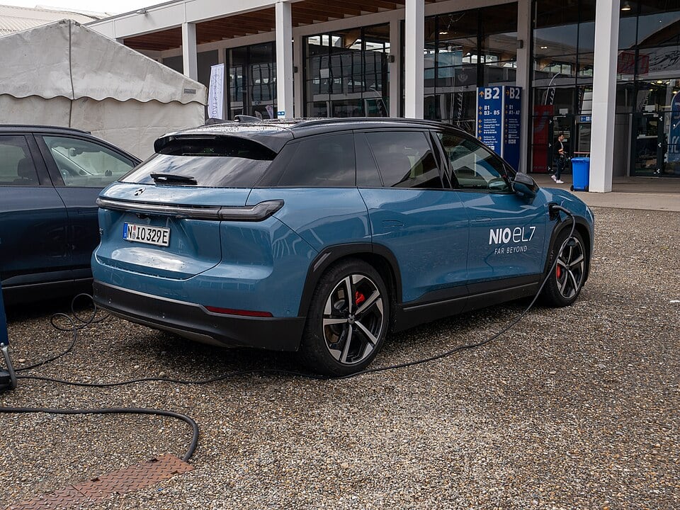 100 kWh