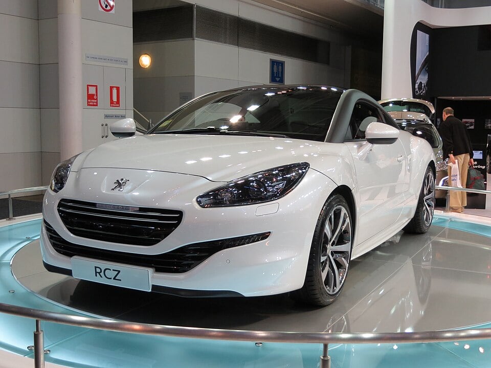 Peugeot RCZ · 페이스리프트 2013