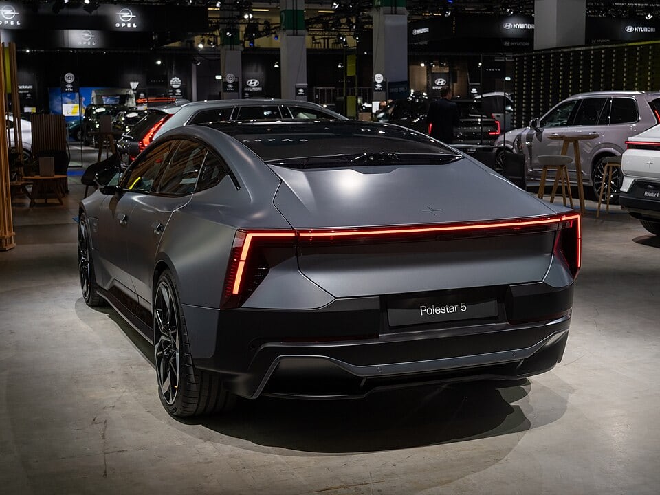 112 kWh