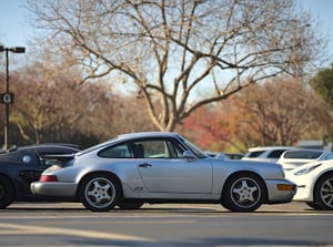 911 (964)