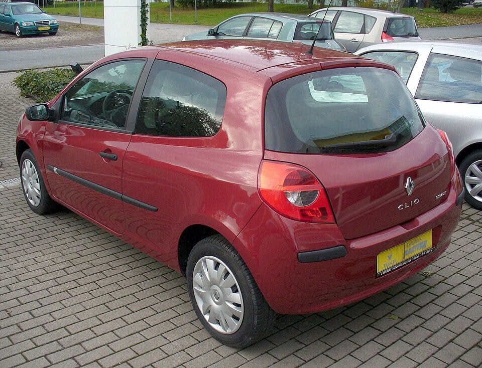 Renault Clio III (PHASE I)