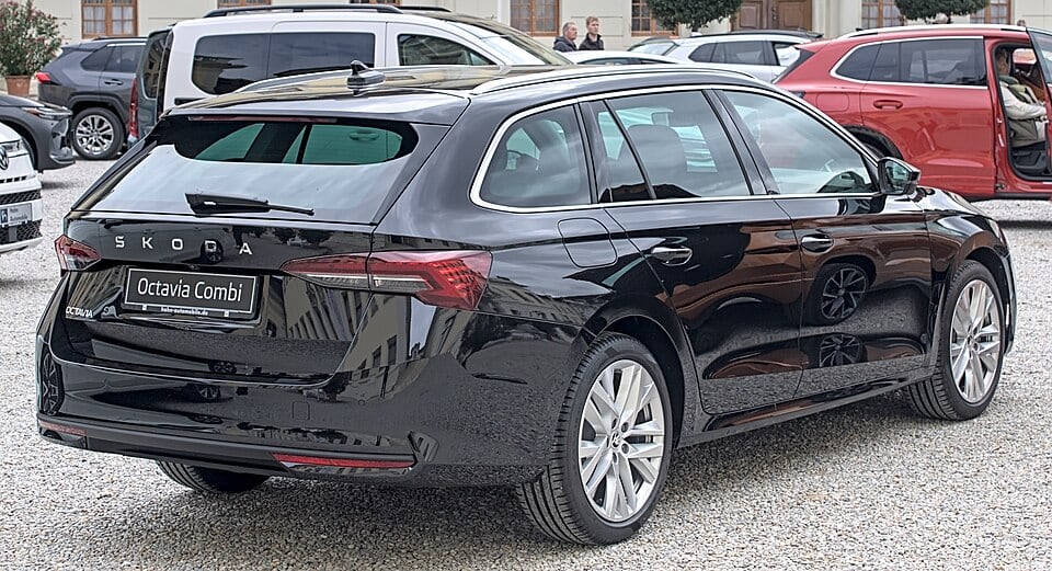 Skoda Octavia IV Combi · מתיחת פנים 2024