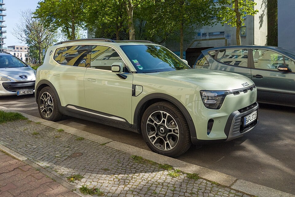 100 kWh