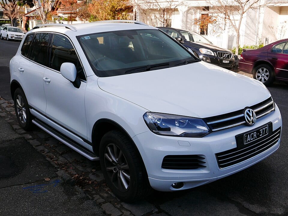 Volkswagen Touareg II (7P)